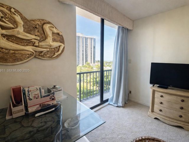 Apartment for sale  Unit #5B - photo 7428969