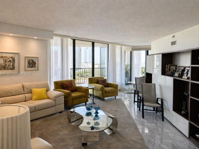 Apartment for sale  Unit #5B - photo 7428979