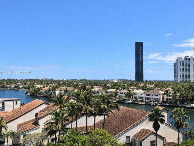 Apartment for sale  Unit #5B - photo 7428983