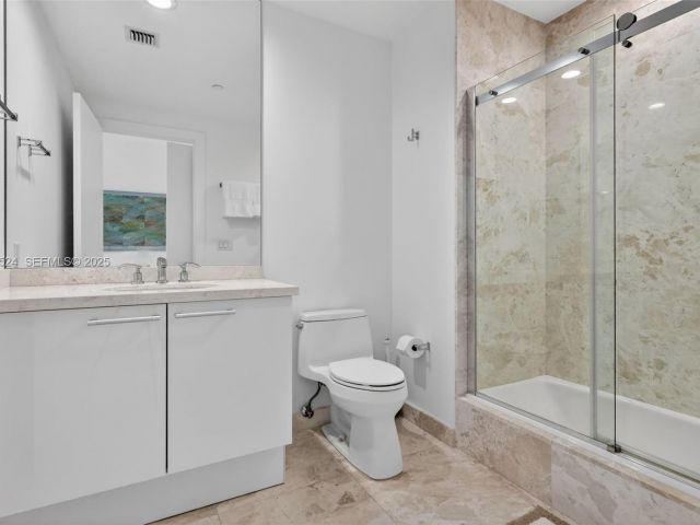 Apartment for sale  Unit #1403 - photo 6922726