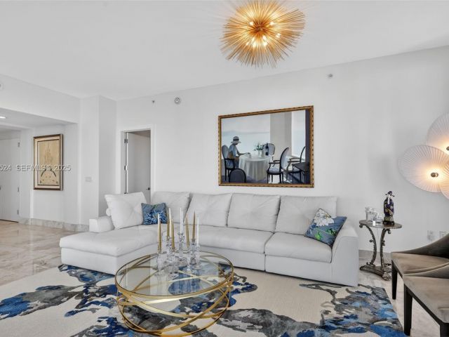 Apartment for sale  Unit #1403 - photo 6922734