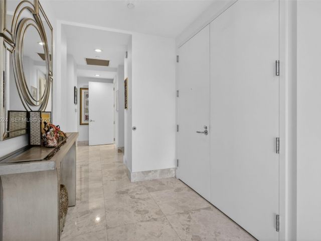 Apartment for sale  Unit #1403 - photo 6922738