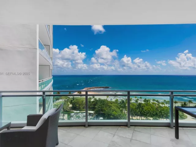 3-bedroom condo for sale in Bal Harbour - 10295 Collins Ave 803 - MondialRealty