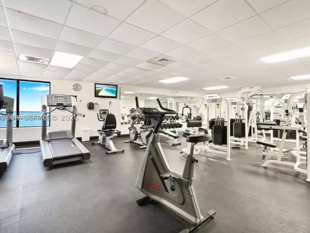2-bedroom condo for sale in Hollywood - 3725 S Ocean Dr 508 (AVAILABLE) - MondialRealty