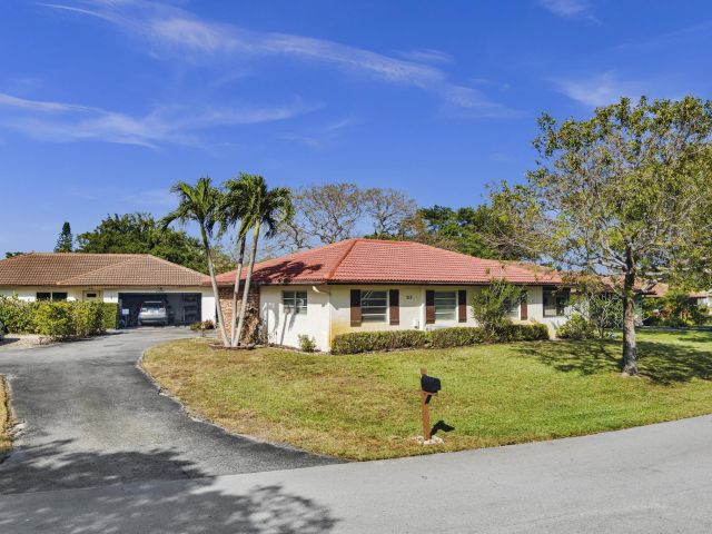 Home for rent at 313 NW 42nd Street - photo 6923996