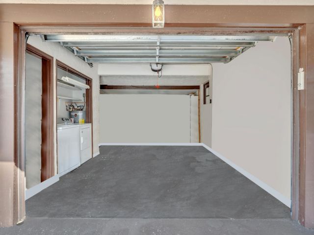 Home for rent at 313 NW 42nd Street - photo 6924001