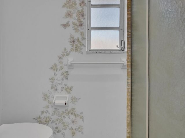 Home for rent at 313 NW 42nd Street - photo 6924008