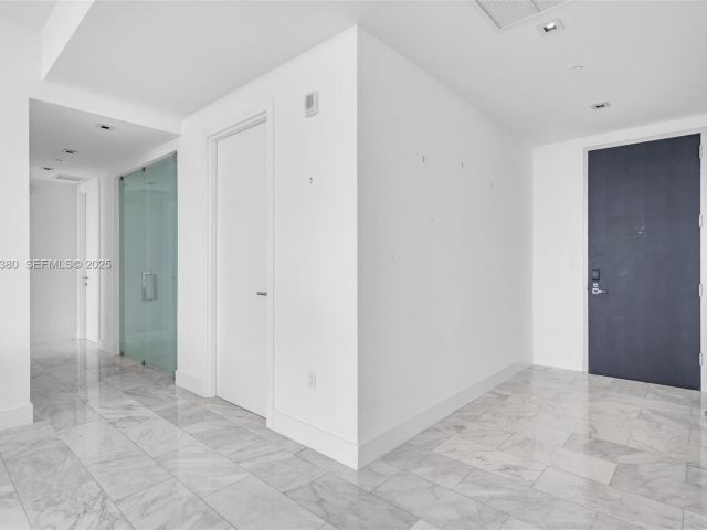 Apartment for sale  Unit #3702 - photo 6924408