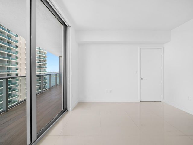 Apartment for rent  Unit #1905 - photo 6925579