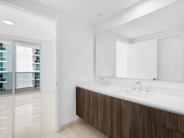 Apartment for rent  Unit #1905 - photo 6925582