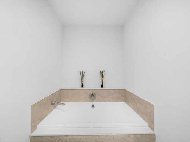 Apartment for rent  Unit #1905 - photo 6925586