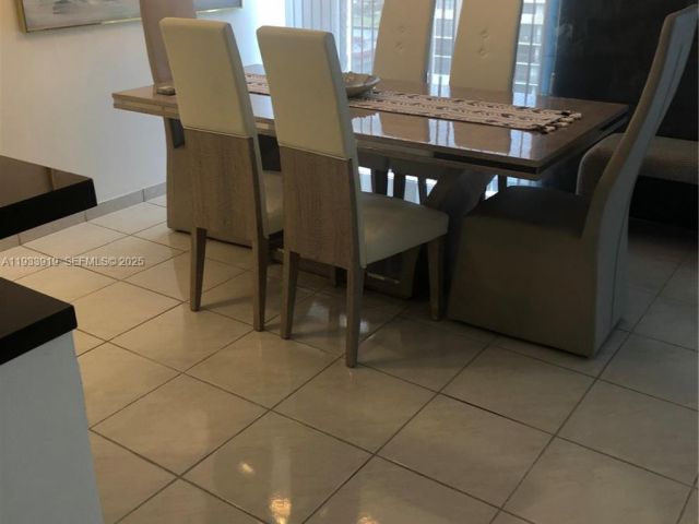 Apartment for rent  Unit #1826 - photo 6923462