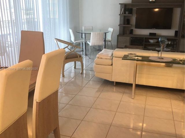 Apartment for rent  Unit #1826 - photo 6923466