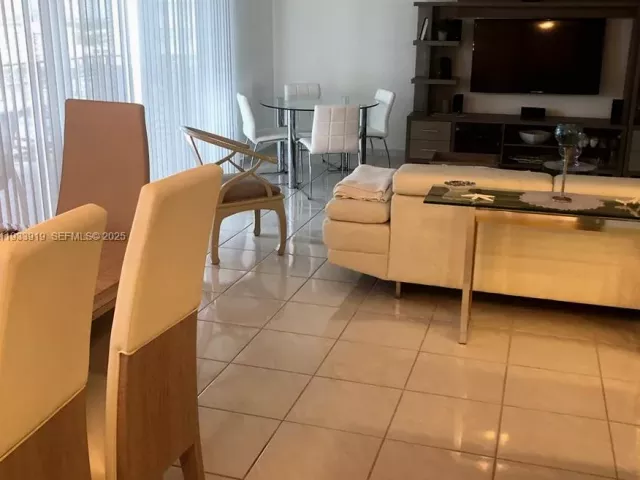 2-bedroom condo for rent in Hallandale Beach - 2030 S Ocean Dr 1826 - MondialRealty