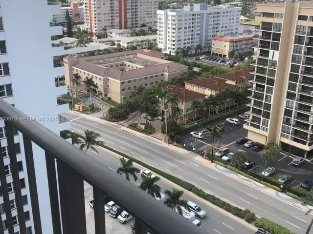 2-bedroom condo for rent in Hallandale Beach - 2030 S Ocean Dr 1826 - MondialRealty