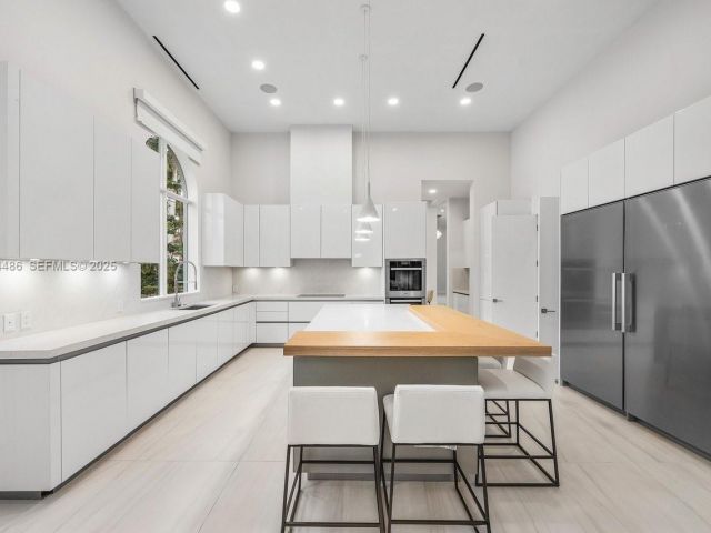 Home for rent at 3912 Island Estates Dr 0 - photo 6924719