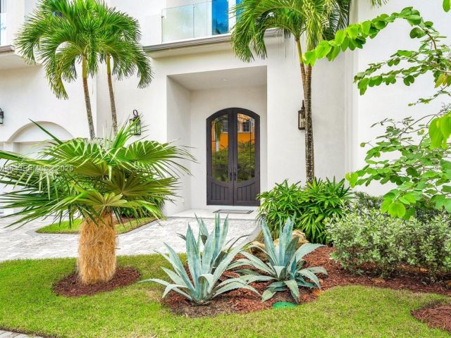 Home for rent at 3912 Island Estates Dr 0 - photo 6924735