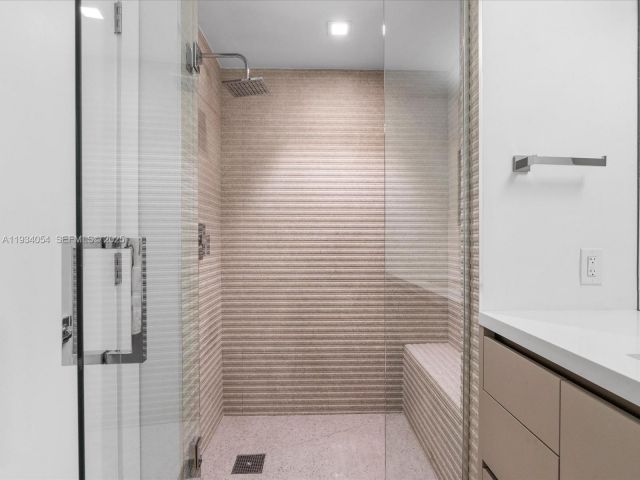 Apartment for sale  Unit #903 - photo 6924769