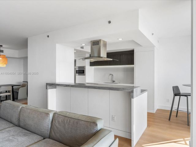 Apartment for sale  Unit #903 - photo 6924780