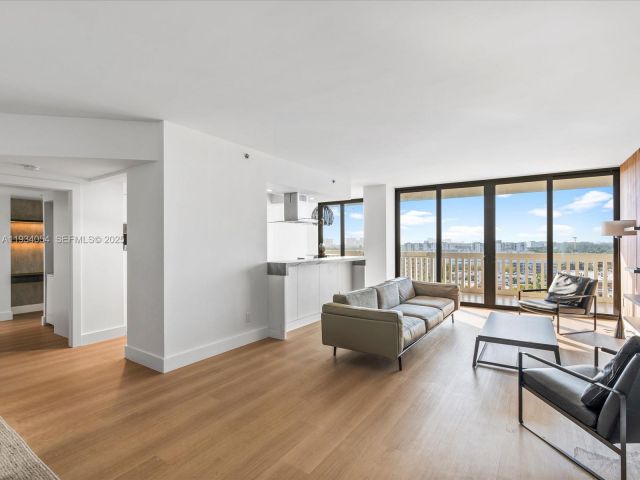 Apartment for sale  Unit #903 - photo 6924785