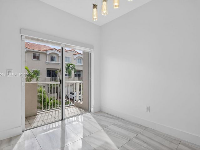 Home for sale at 21399 Marina Cove Cir 14 - photo 6923528