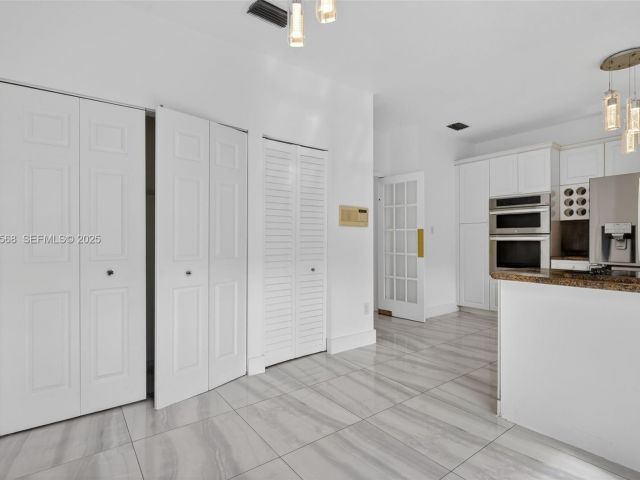 Home for sale at 21399 Marina Cove Cir 14 - photo 6923529