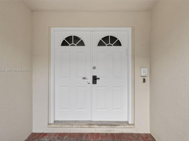 Home for sale at 21399 Marina Cove Cir 14 - photo 6923538