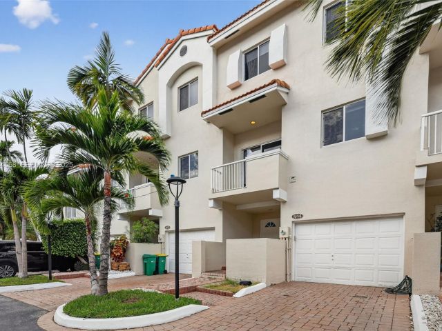 Home for sale at 21399 Marina Cove Cir 14 - photo 6923539
