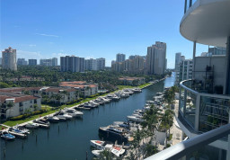 Apartment #905 at Uptown Marina Lofts