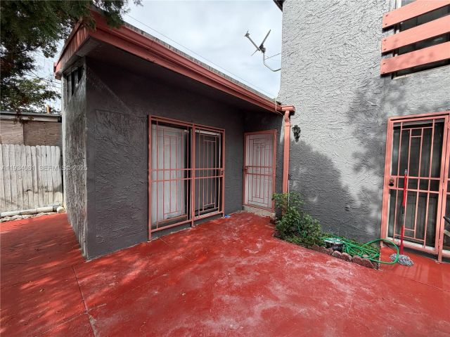 4-bedroom home for rent in Miami Gardens - 4634 NW 185th St 4634 - MondialRealty