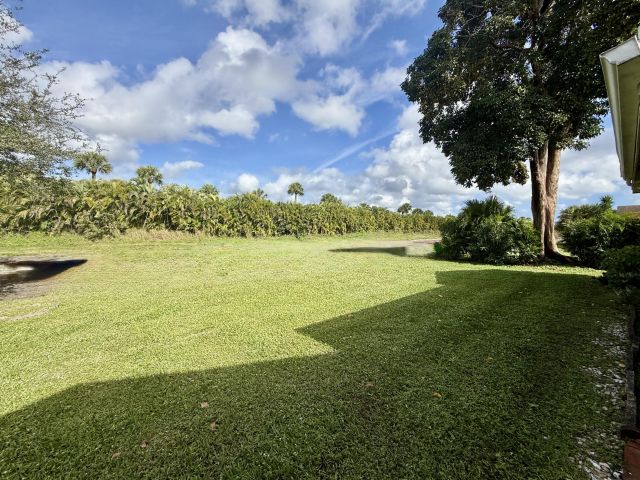 Home for sale at 10633 Greenbriar Court - photo 6924788