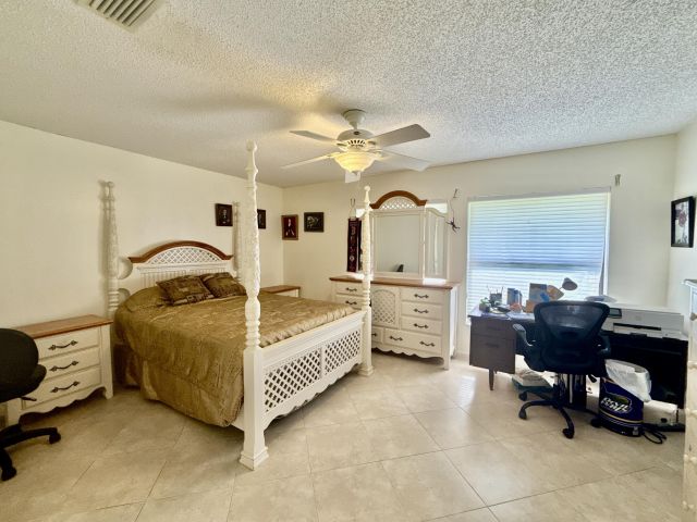 Home for sale at 10633 Greenbriar Court - photo 6924793