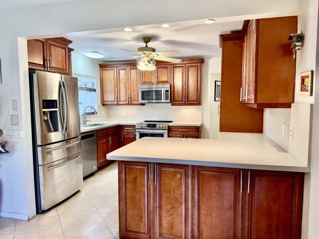 Home for sale at 10633 Greenbriar Court - photo 6924799