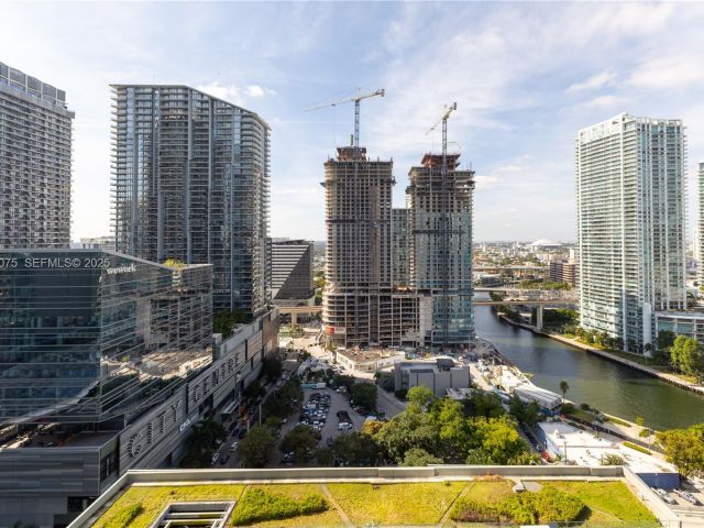 Apartment for sale  Unit #2006 - photo 6926543