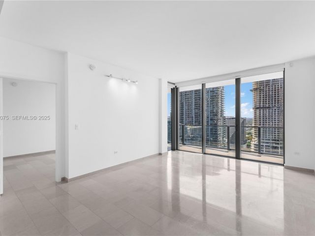 Apartment for sale  Unit #2006 - photo 7443923