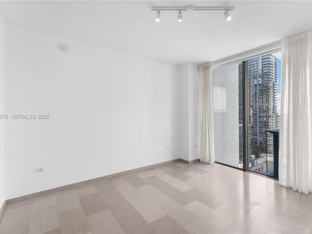 Apartment for sale  Unit #2006 - photo 7443927