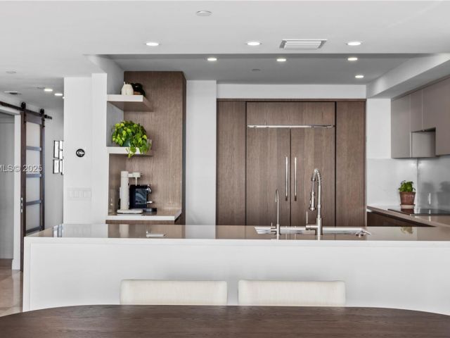 Apartment for sale  Unit #3007 - photo 6926733