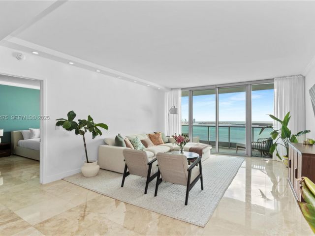 Apartment for sale  Unit #3007 - photo 6926736