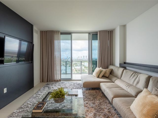 Apartment for sale  Unit #3117 - photo 6926237