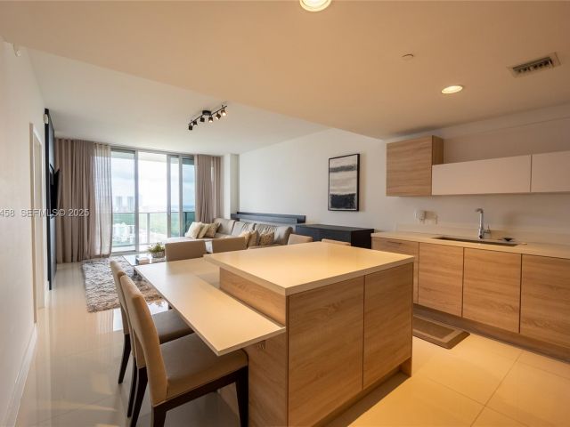 Apartment for sale  Unit #3117 - photo 6926241