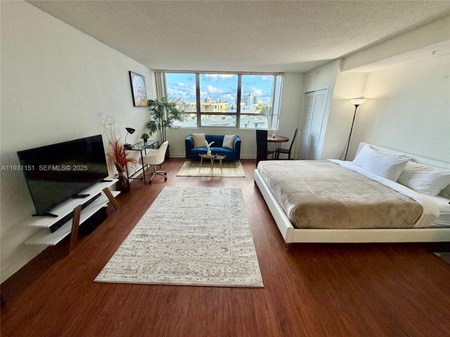 Apartment for rent  Unit #484S - photo 7433146