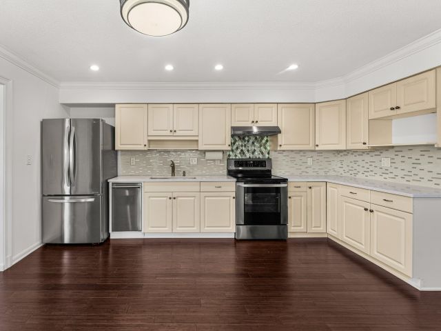 Home for sale at 368 Plymouth Road - photo 6926421