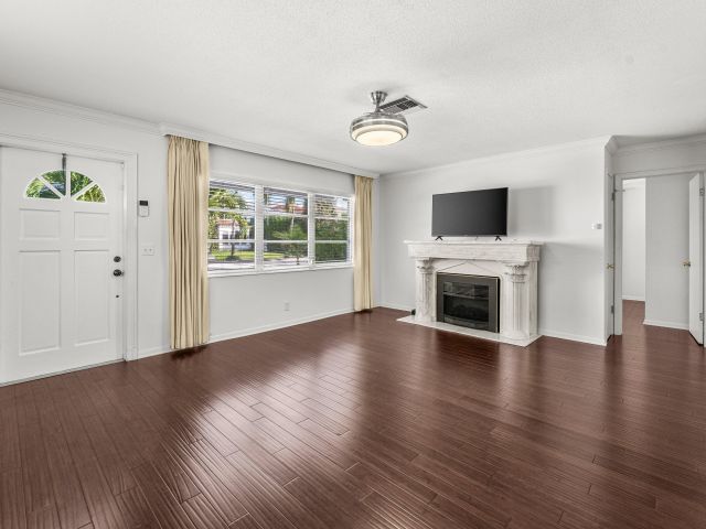 Home for sale at 368 Plymouth Road - photo 6926426