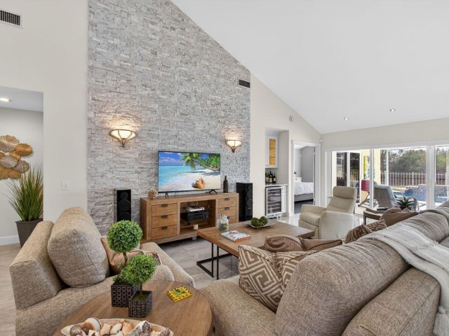 Home for sale at 2294 Saratoga Bay Drive - photo 6927731