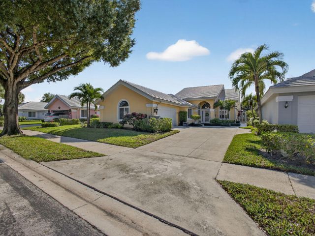 Home for sale at 2294 Saratoga Bay Drive - photo 6927739
