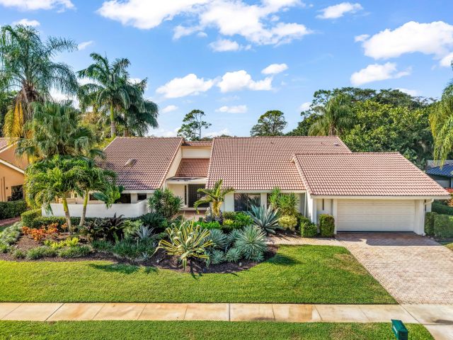 Home for sale at 10571 Boca Woods Lane - photo 6927762