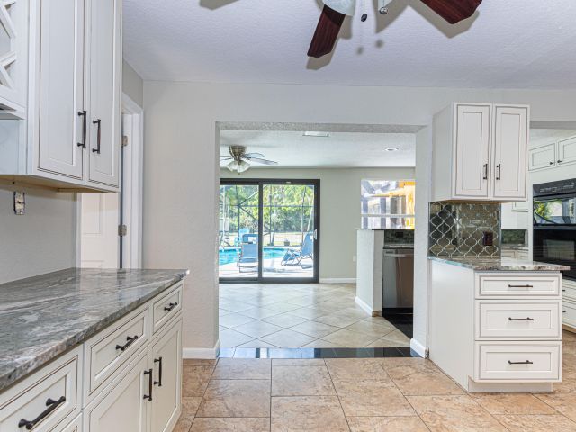 Home for rent at 169 Armadillo Way - photo 6928026