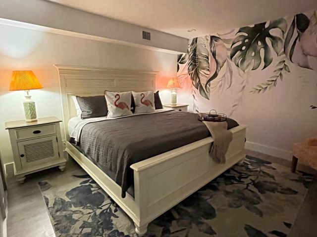 Home for sale at 2077 Carambola Road - photo 6928888