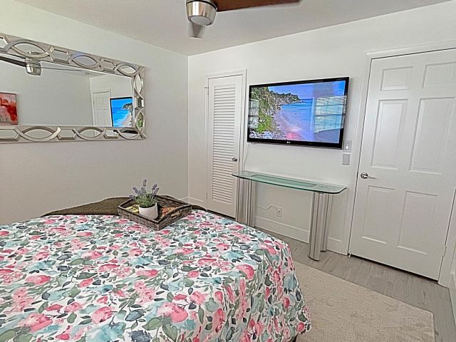 Home for sale at 2077 Carambola Road - photo 6928891