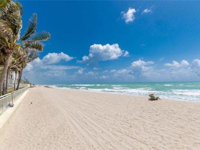 Apartment for rent  Unit #822 - photo 6928880